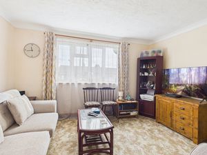 Living Room - click for photo gallery